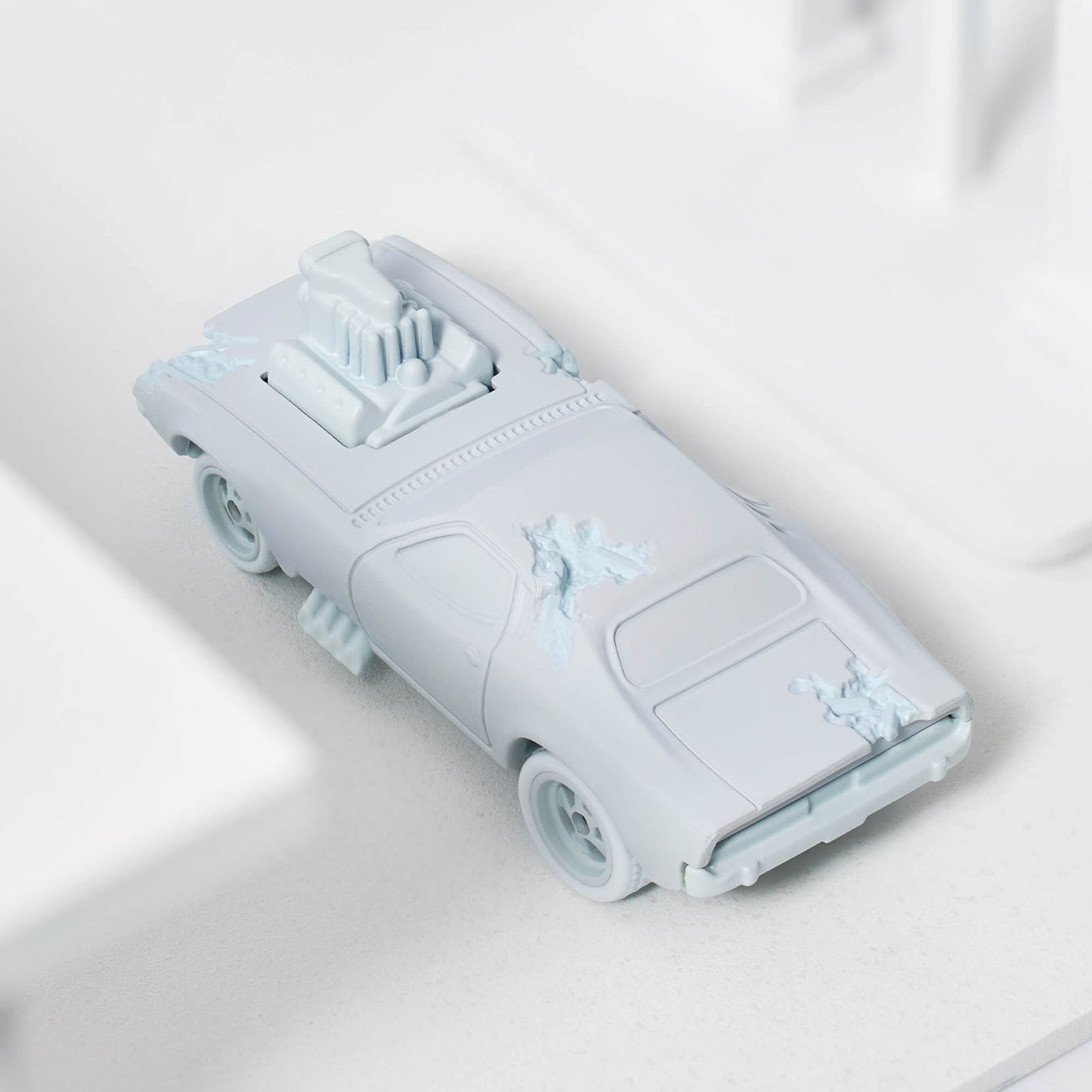 Hot Wheels - Daniel Arsham Rodger Dodger - HPJ28 Escala Miniaturas